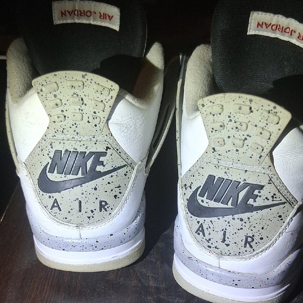 Jordan 4 Cement Size 10 - Picture 2 of 3